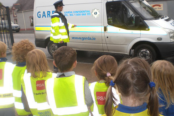 Garda visting Wee Drummers